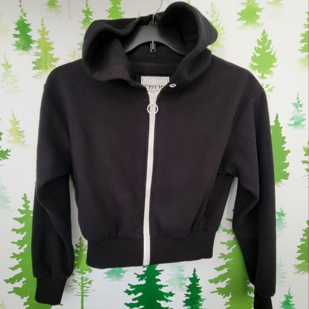 C'est Toi Cropped Hoodie.
